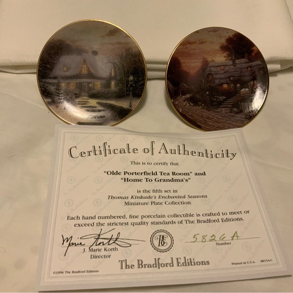 Full set of 12 Thomas Kinkade- ‘Enchanted Seasons’ Miniature Collectible plates - Picture 6 of 7